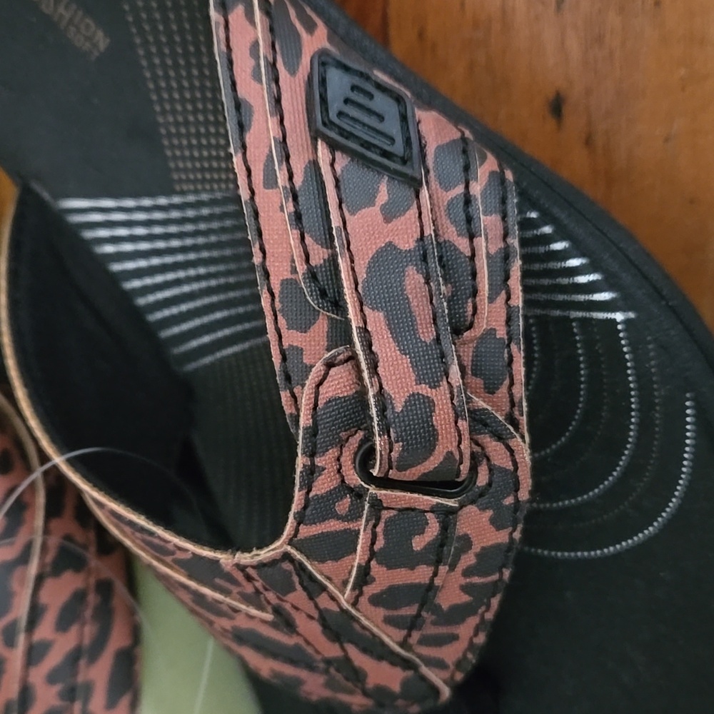 CLARKS CLOUDSTEPPERS CUSHION SOFT BREEZE SEA BLACK TAN ANIMAL PRINT NEW SIZE 6 - Picture 12 of 13